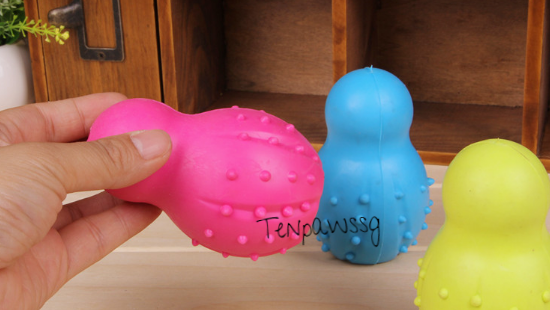 Kibbles/Treats Dispensing Toy (Bowling Pin Shape)